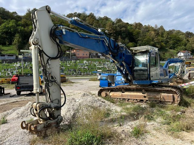 Liebherr R926 LC Litronic, Oil Quick