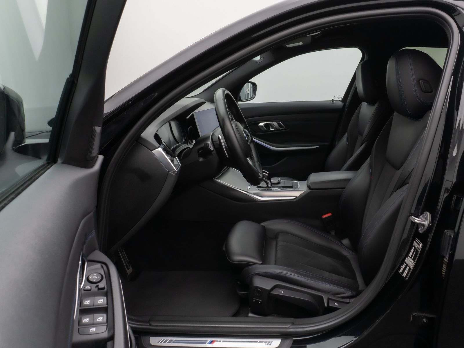 Fahrzeugabbildung BMW 320d M Sport HiFi Kamera DAB DriveAs Geschwindig