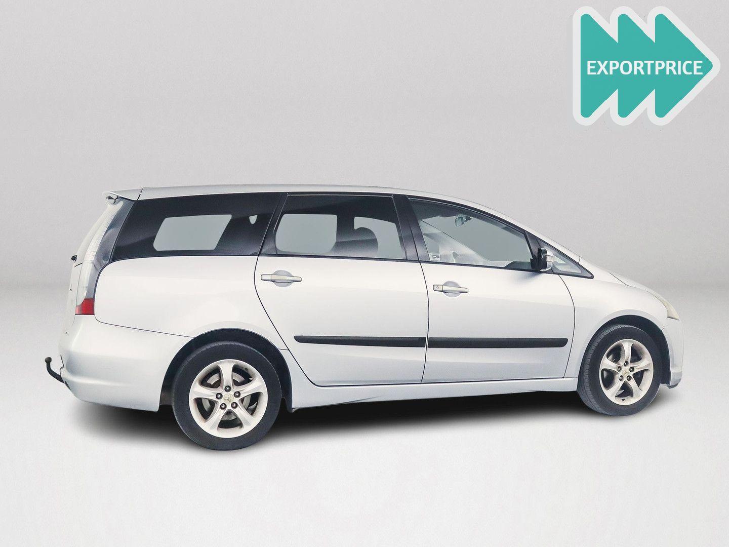 Mitsubishi Grandis 2005 — photo 5