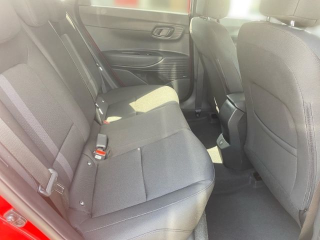 Fahrzeugabbildung Hyundai i20 Blackline Navi Soundsystem Bose LED Apple Ca
