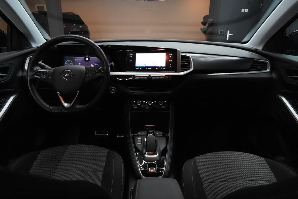 OPEL Grandland GS Line 1.6 T Hybrid 4x4*ACC*360*NAVI OPEL Grandland GS Line 1.6 T Hybrid 4x4*ACC*360*NAVI