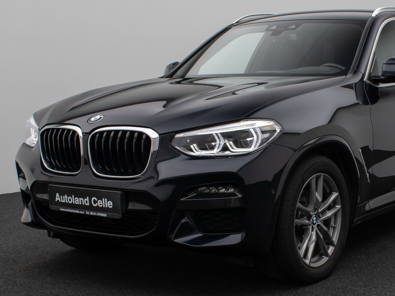 Fahrzeugabbildung BMW X3 xD20d M Sport Kamera HUD DAB H/K AHK Komfort