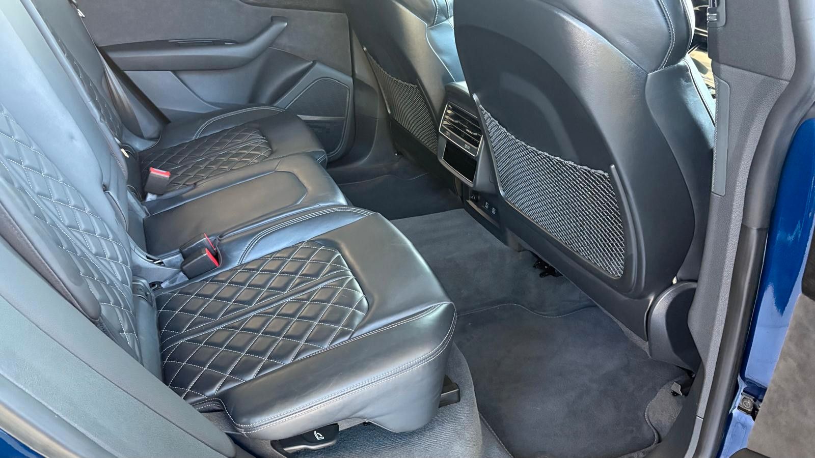 Fahrzeugabbildung Audi Q8 50 TDI s sitze raute, hud 22 zoll allradlenk