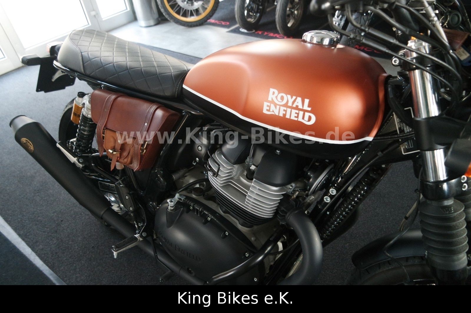 Fahrzeugabbildung Royal Enfield Interceptor 650 - Öhlins - Zard Auspuff - TOP -