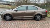 Volkswagen Jetta 1.2 TSI Comfortline Comfortline - Volkswagen Jetta aus 2012