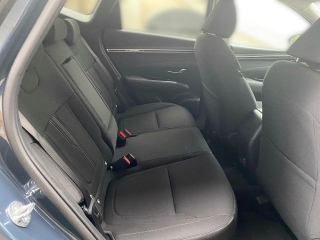 Fahrzeugabbildung Hyundai Tucson Trend Hybrid 1.6 2WD Assistenz-Paket+Lage