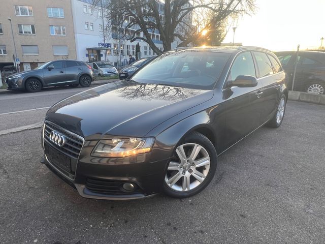 Audi A4 Avant Ambiente quattro