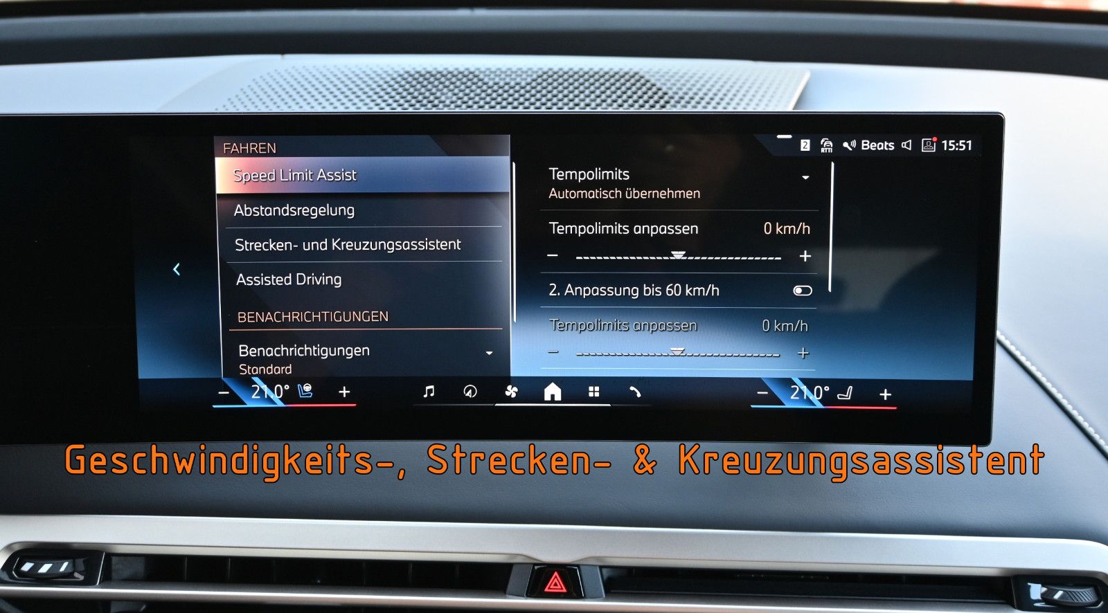 Fahrzeugabbildung BMW iX xDrive50 °AHK°AMIDO°LUFTFEDERUNG°PARKING PROF
