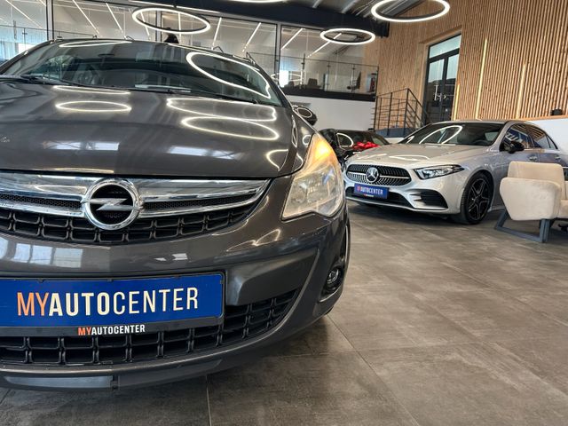 Opel Corsa D Selective *Klimaanlage*