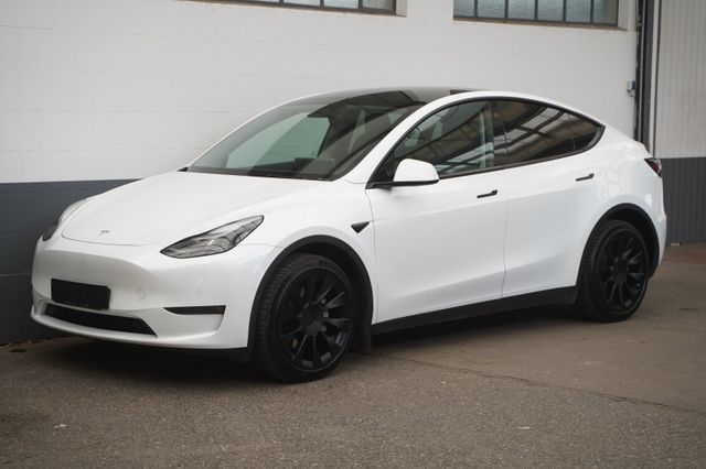 Tesla Model Y Long Range AWD *20-Zoll*AHK*Matrix-LED*