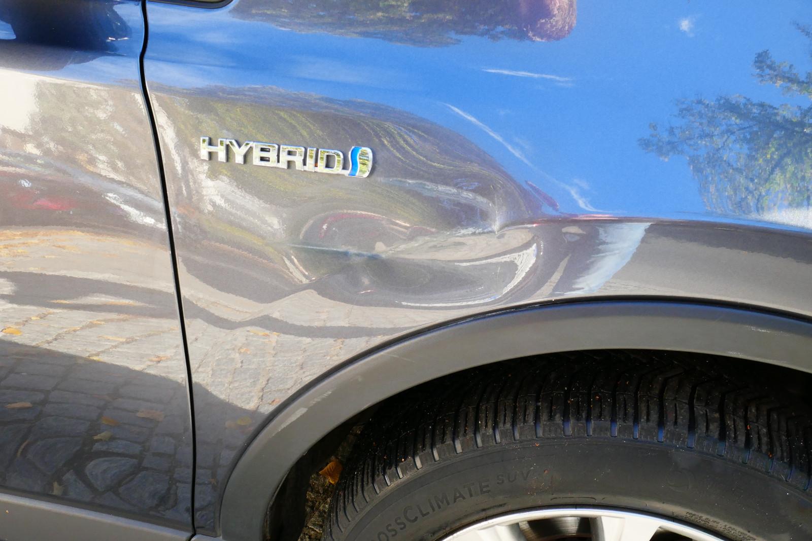 TOYOTA RAV 4 155CH - BVA - 1ERE MAIN - HAYON ÉLECTRIQUE - 75.342 KMS
