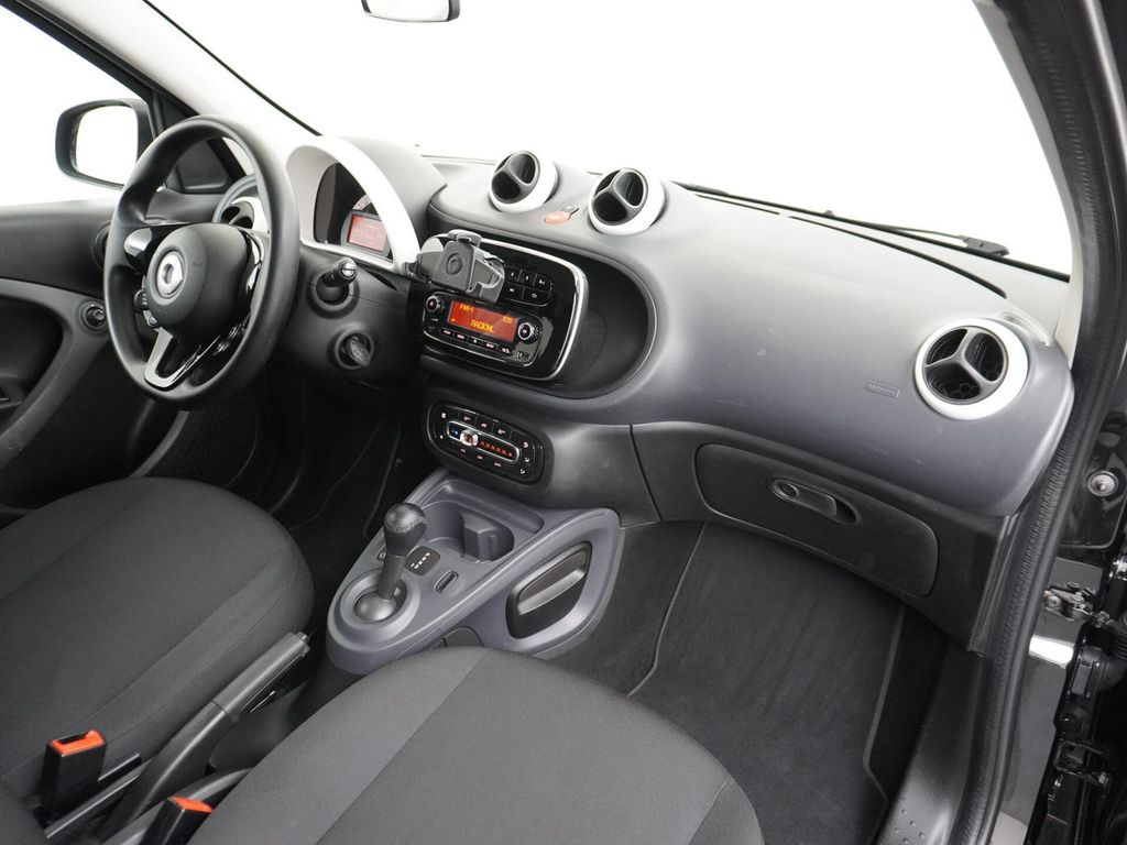 Smart Forfour 1.0 Business Solution automatik 1e besit