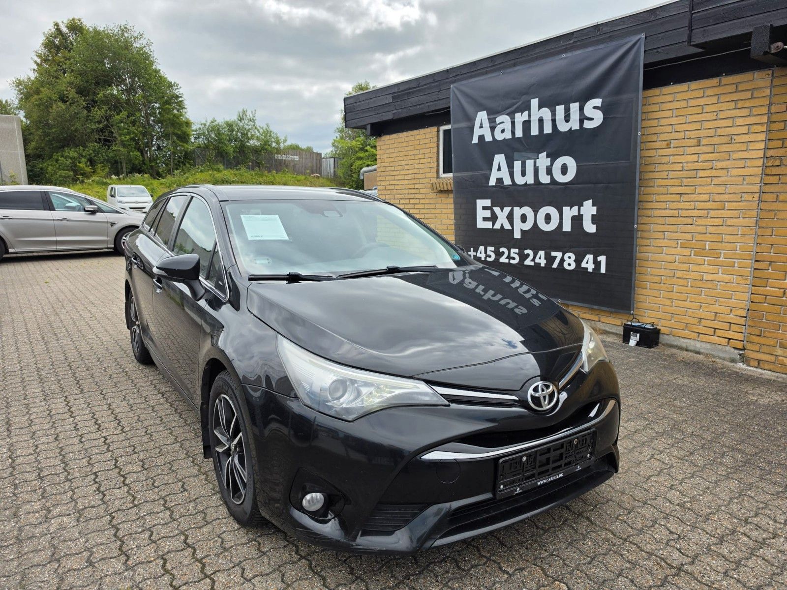 Toyota Toyota Avensis 2.0D-4d Touring Sports *Camera*Navi