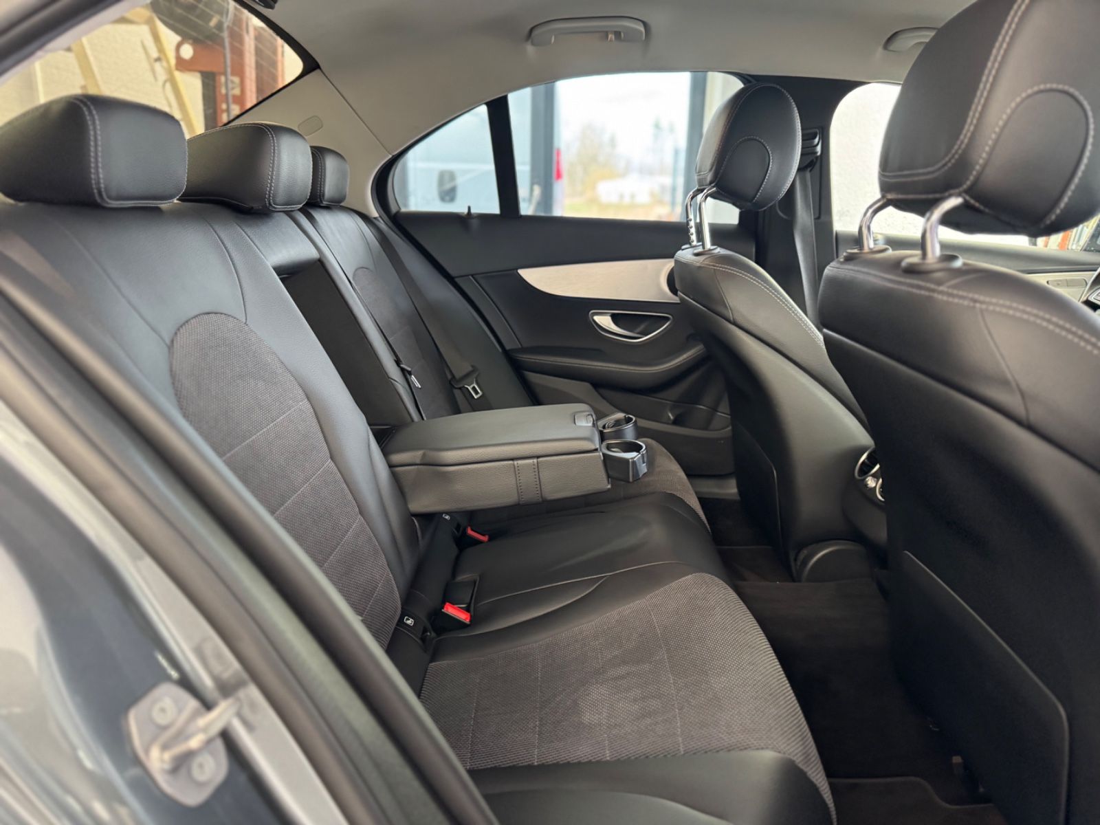 Mercedes-Benz C 220d Lim. Avantgarde*Spur*Tot-Winkel*AHK*SHZ* foto 19
