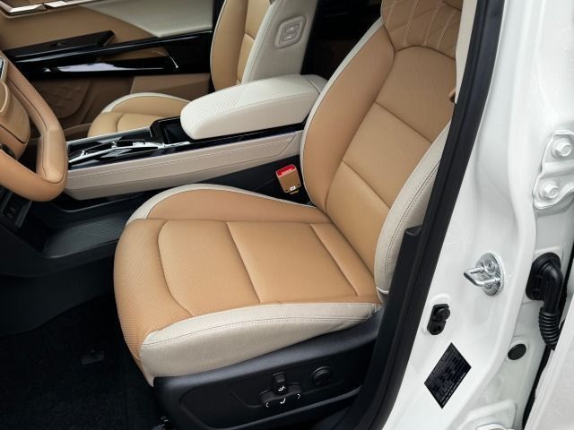 Fahrzeugabbildung KGM Actyon LUX neues Modell 1.5 GDi Vollausst.