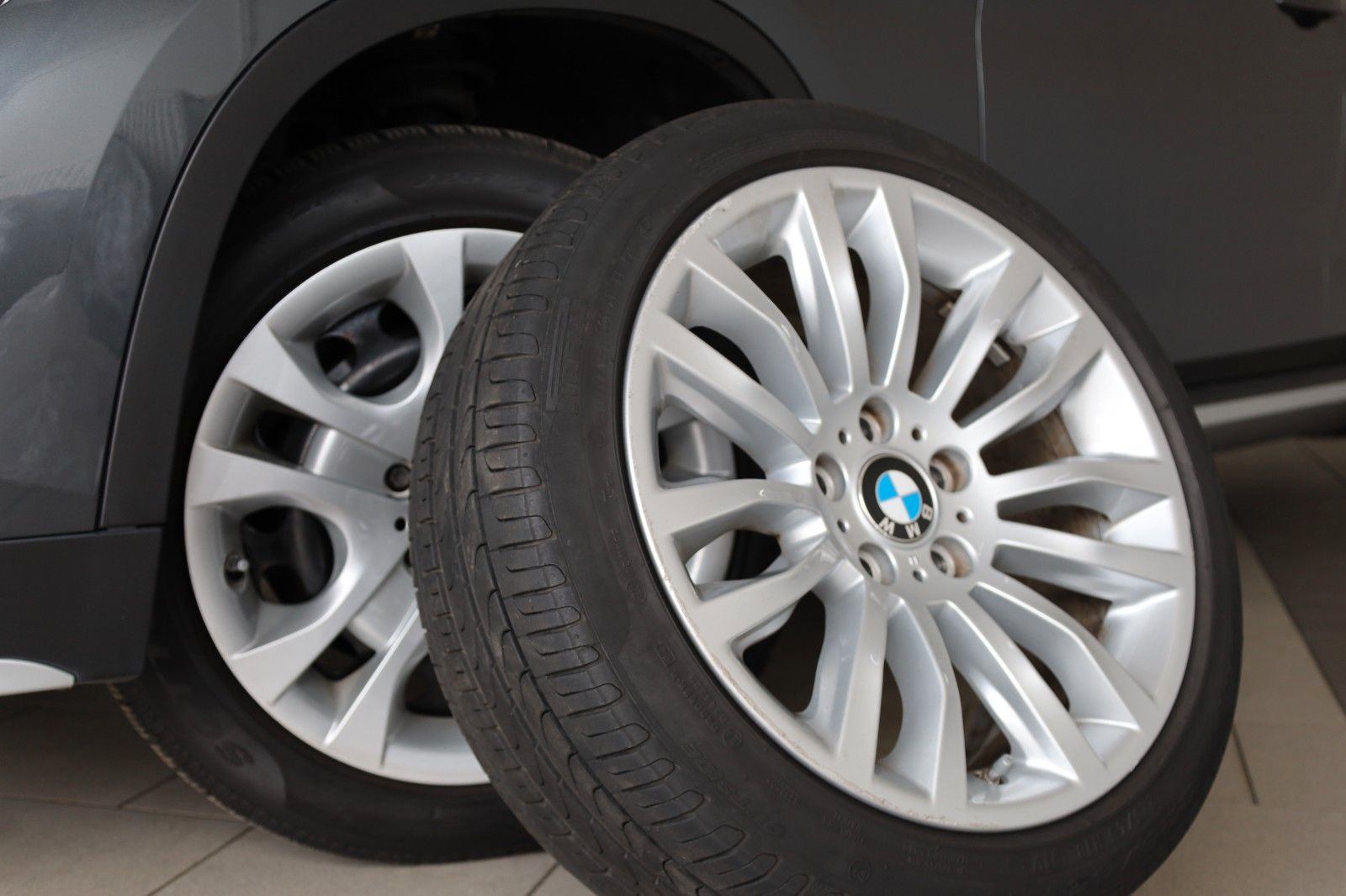 Fahrzeugabbildung BMW X1 20i xDrive XLine Navi,Xenon,Kamera,SH,PDC,AHK