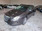 Lancia Delta 1.6 MJT DPF Gold - graue Lancia Delta