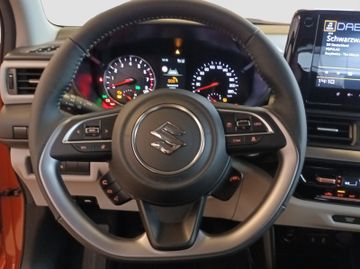 Fotografie 11 des Suzuki Swift 1.2 Comfort+ Navi SHZ LED