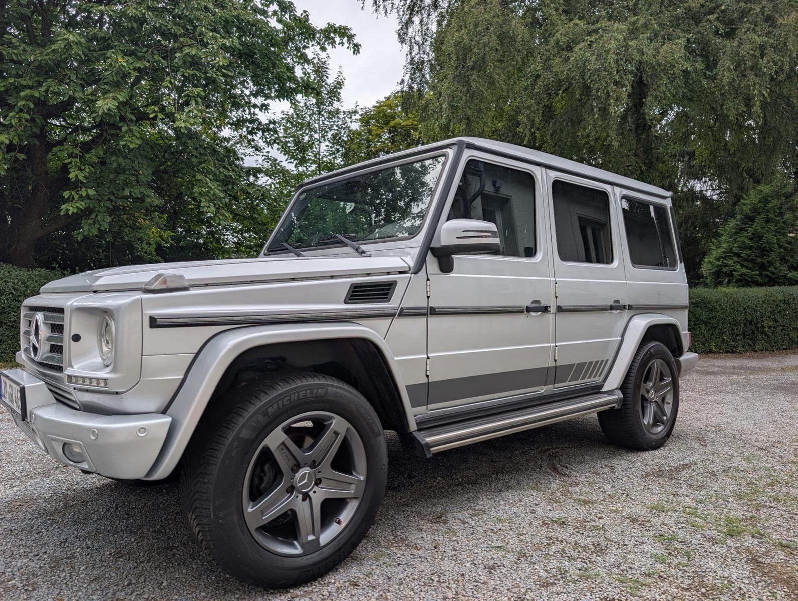 Mercedes-Benz G 350 G  BlueTec AHK Bi-Xenon SD 19" AMG Felgen