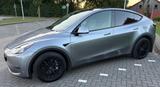 Tesla Model Y Long Range AWD Long Range Quicksilver