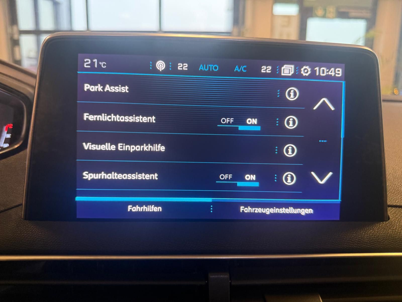 Fahrzeugabbildung Peugeot 3008 Allure  GT /SCHECKHEFT/ LED/AHK/ PANORAMA