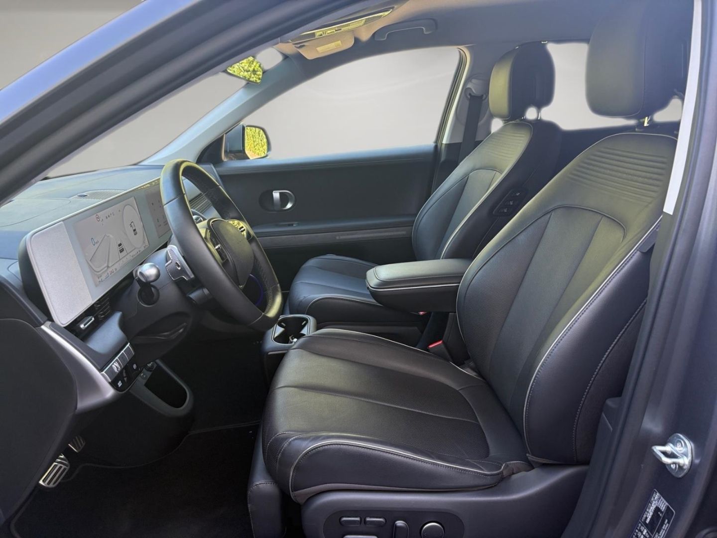 Hyundai IONIQ 5 Uniq 4WD 77,4 kWh Relax 20'' HuD LED Mem foto 8