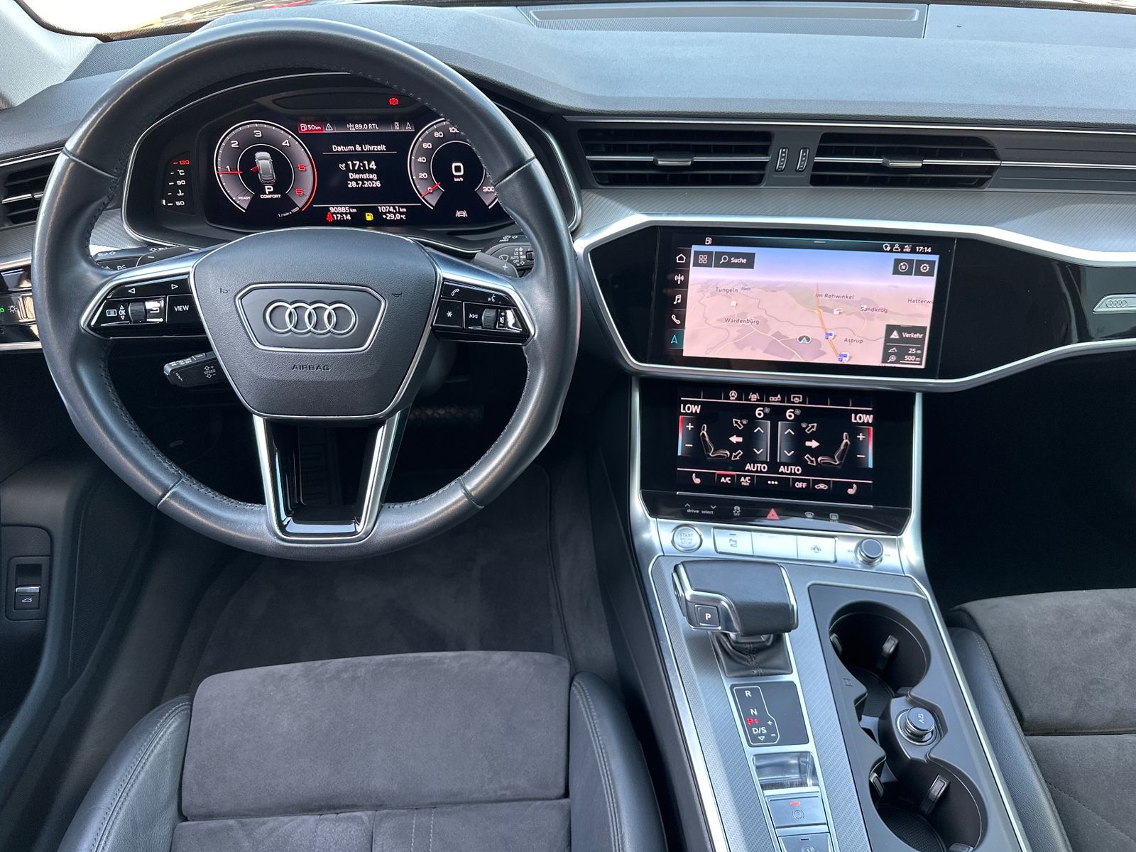 Fahrzeugabbildung Audi A6 Avant 40 TDI Sport NAV+LED+SHZ+KAM+AHK+DAB