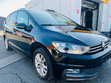 Volkswagen Touran - 2