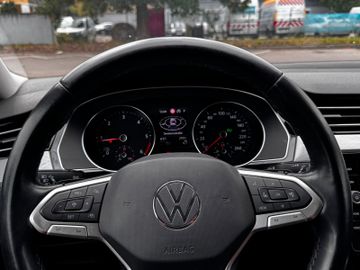 Volkswagen Passat Variant - 9