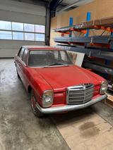 Mercedes-Benz 200 D Strich 8 /8 Oldtimer - Mercedes-Benz Strich 8 mit Diesel-Antrieb