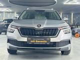 Skoda Kamiq Active 1.0 TSI CARPLAY/LED/SITZHEIZ/LANE - Skoda Kamiq Active mit Benzin-Antrieb