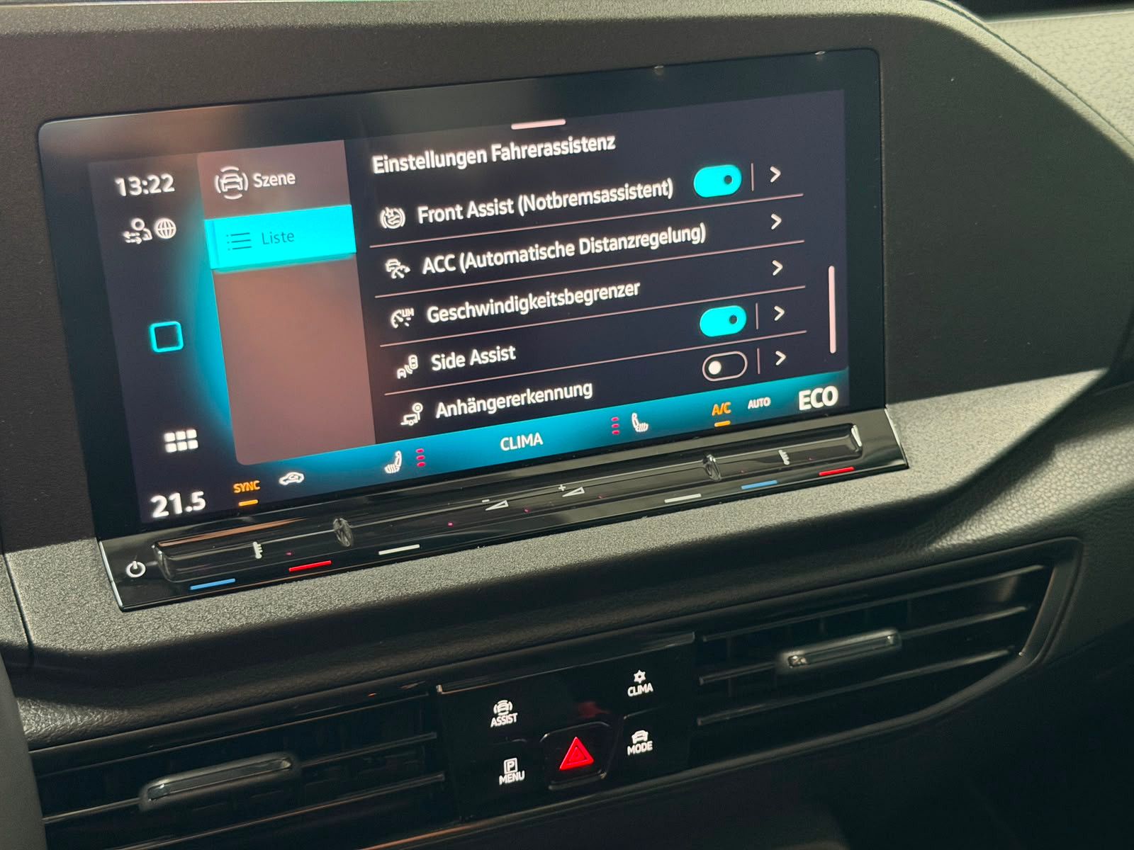 Fahrzeugabbildung Volkswagen Caddy TSI eHybrid DSG ACC LED SHZ AHK-vorb. BLIS