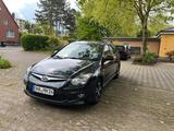 Hyundai i30 FD Kombi 1.6 CRDI Diesel - Hyundai i30 aus 2010 mit Diesel-Antrieb