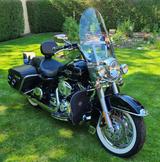 Harley-Davidson FLHRC Road King Classic - HARLEY-DAVIDSON ROAD KING CLASSIC FLHRC