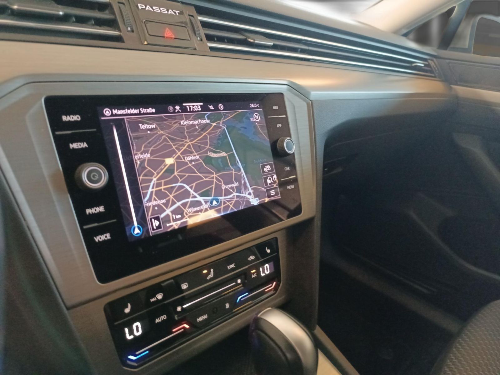 Volkswagen Passat Variant - Bild 19