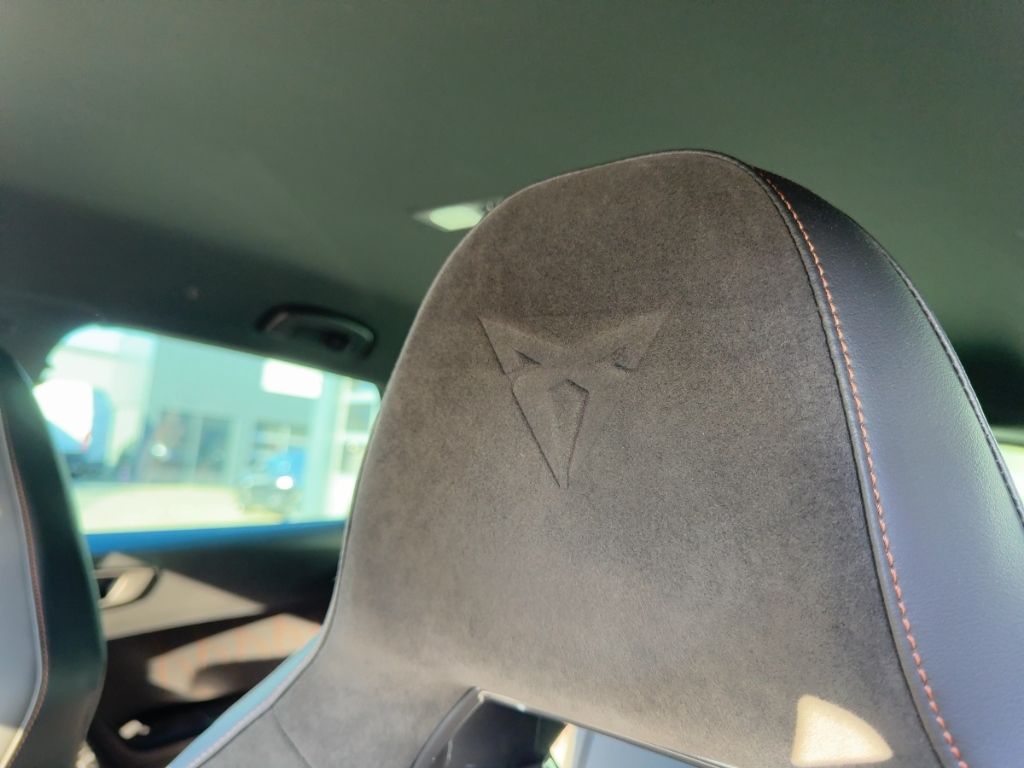 Fahrzeugabbildung CUPRA Ateca NAVI,19'', Sitzheizung,Totwinkel, ACC, Hec