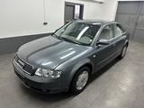 Audi A4 2.0 B6 Klima SHZ - Audi A4 aus 2001: 2.0