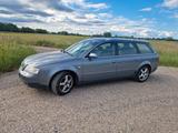 Audi A6 2.5 TDI 132kW tiptronic quatt. Avant - - Audi A6 aus 2001: Kombi