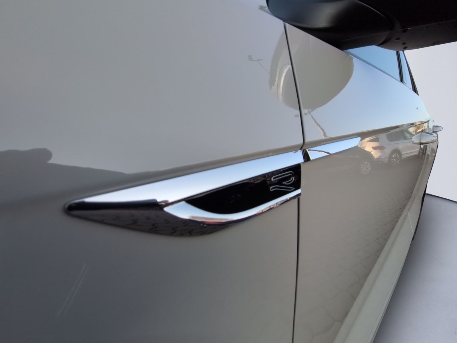 T-Roc 1.5 TSI DSG R Line ACC+KAMERA+APP