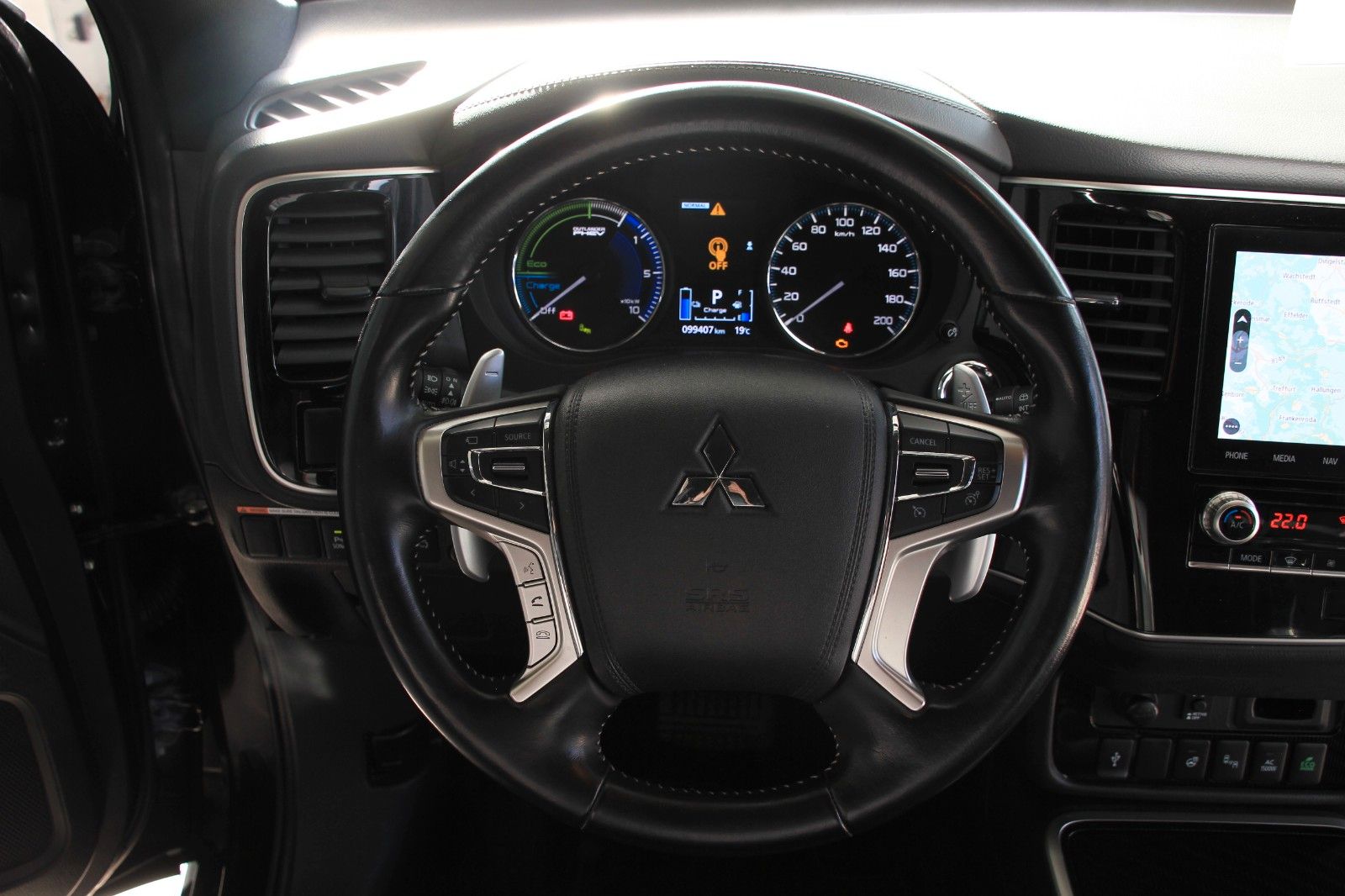 Fahrzeugabbildung Mitsubishi Outlander PHEV 4WD Plus Spirit