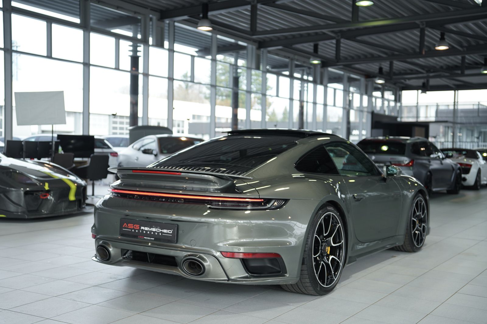 Porsche 992