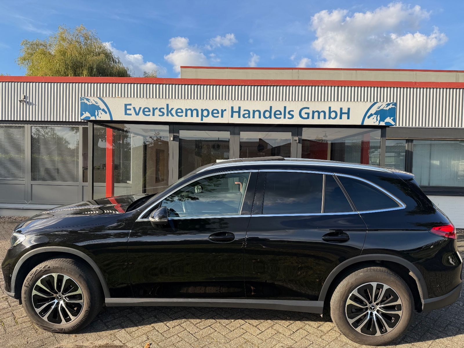 Mercedes-Benz GLC 220 d 4Matic /PANO/AHK/MEMORY imagem 3