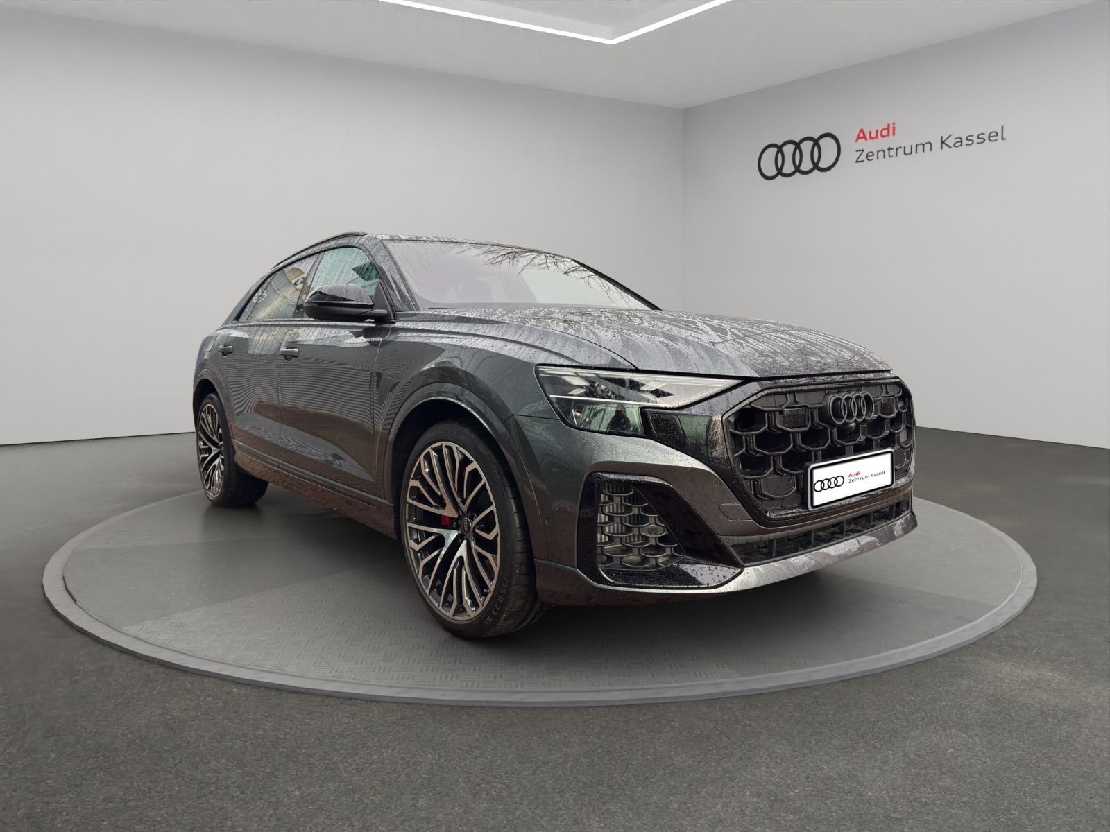 Audi SQ8 - Bild 9