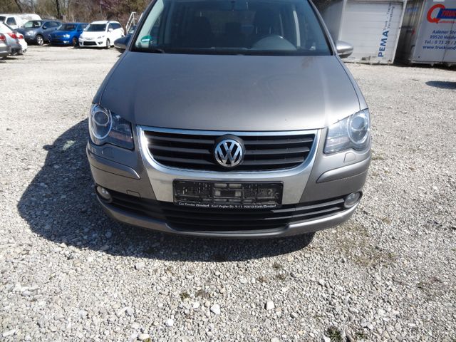 Fahrzeugabbildung Volkswagen Touran Freestyle BlueMotion/