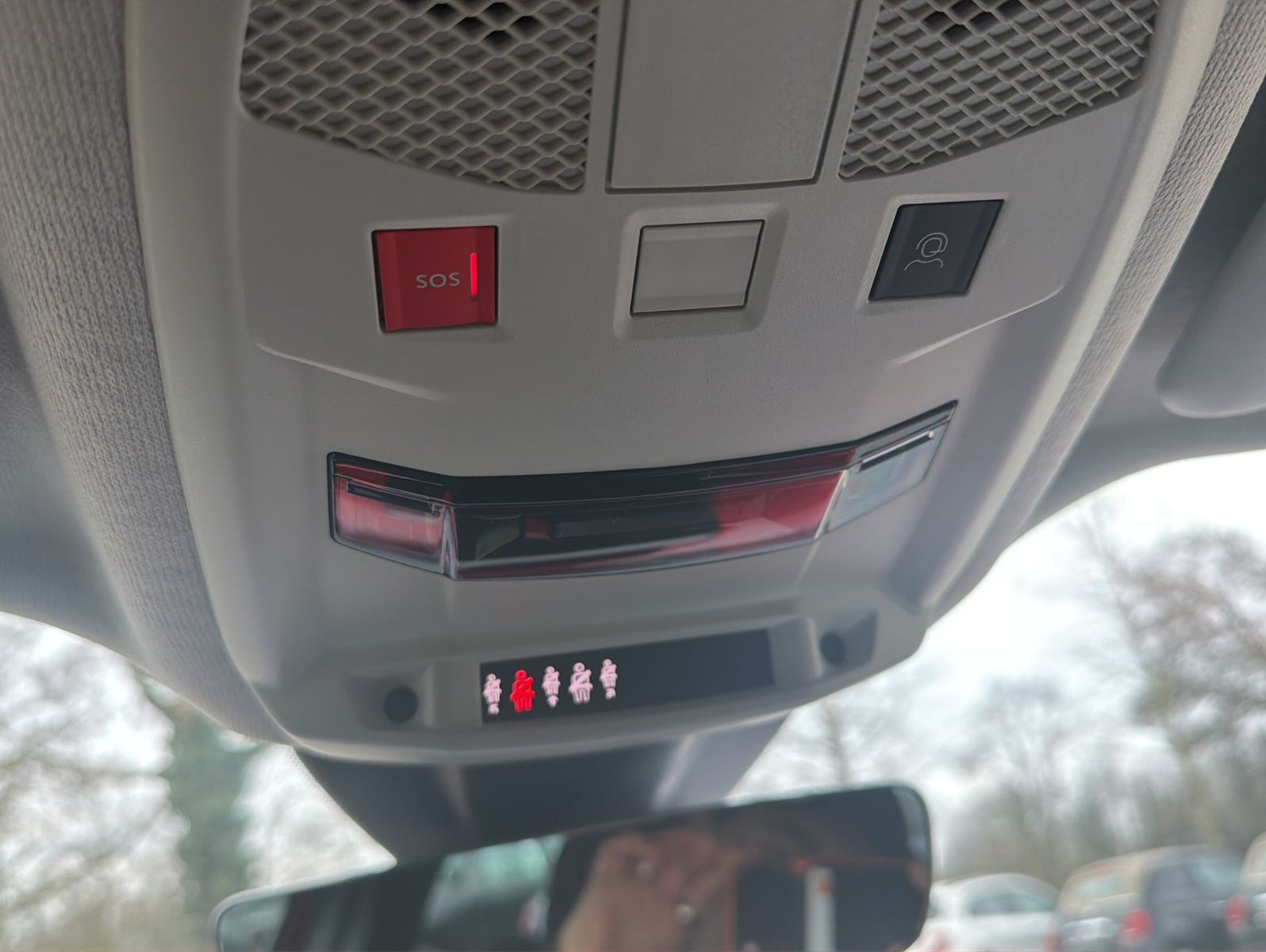 Fahrzeugabbildung Fiat 600 Hybrid Pop 1.2 Nur 10 KM