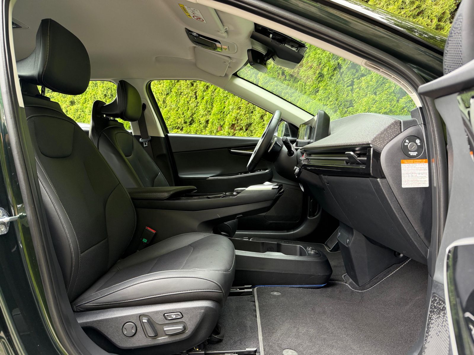 Fahrzeugabbildung Kia EV6 77,4 kWh 2WD WÄPU+CCS+NAV+KAM+AMBI+LEDER+SHZ