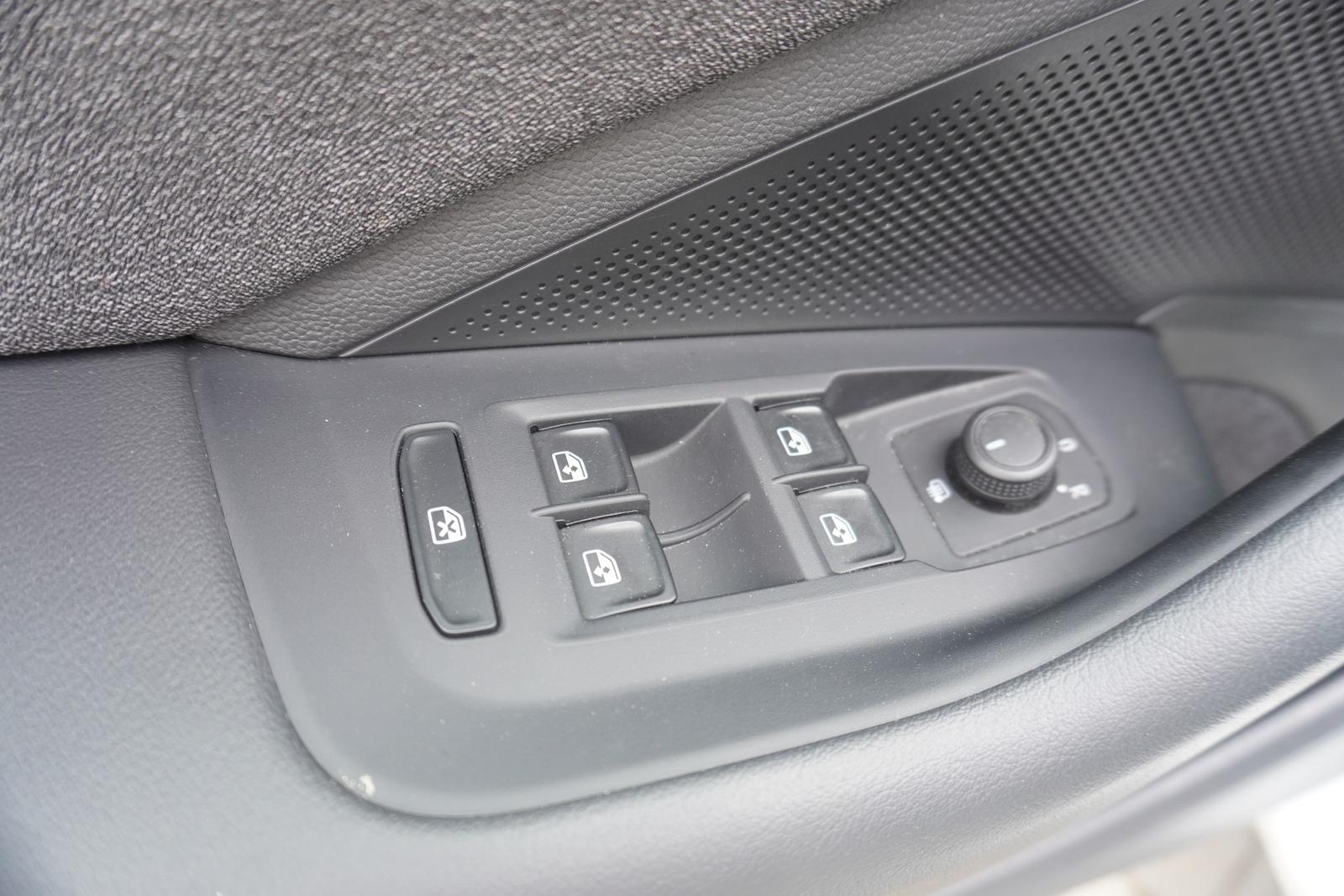Volkswagen Passat 1.5 eTSI Business LED Navi ACC, миниатюра 13