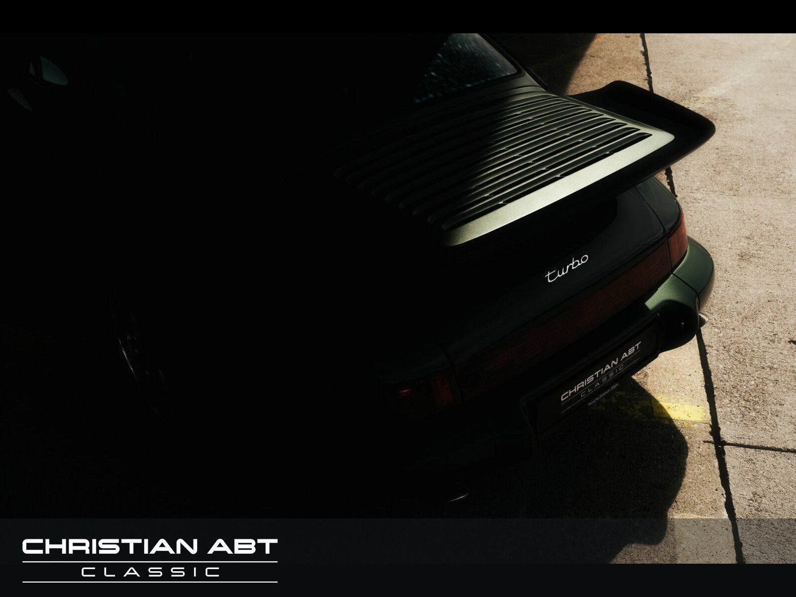 Fahrzeugabbildung Porsche 964 Turbo oak green metallic * perfekter Zustand