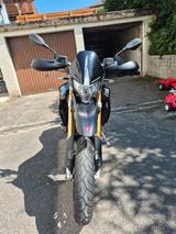 Aprilia Dorsoduro 750