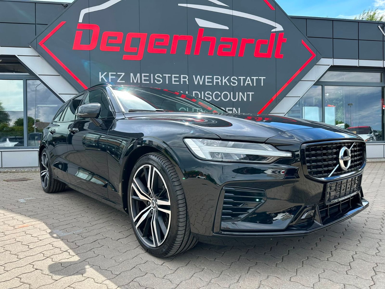Volvo V60 Kombi R Design Expression Recharge Plug-In H foto 16